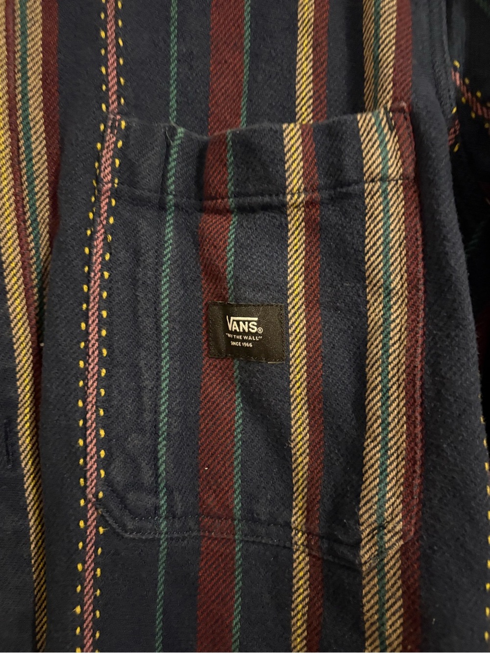 Vans Shacket - Picture 2 of 4